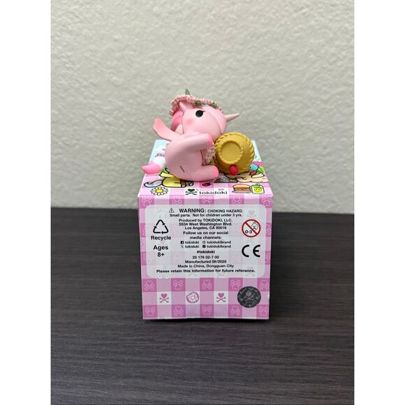 Tokidoki Picnic Party Unicorno Blind Box Figure - Berry & Birdie - Picture 5 of 5